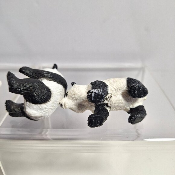 Safari Ltd Panda 4 Figures Miniature 2" Standing Sitting Holding Eating Bamboo - Picture 11 of 11